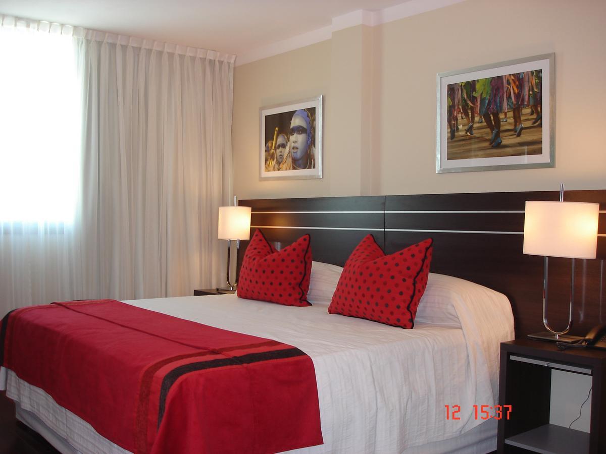 Zoom Apartments Hotel Cordova Esterno foto