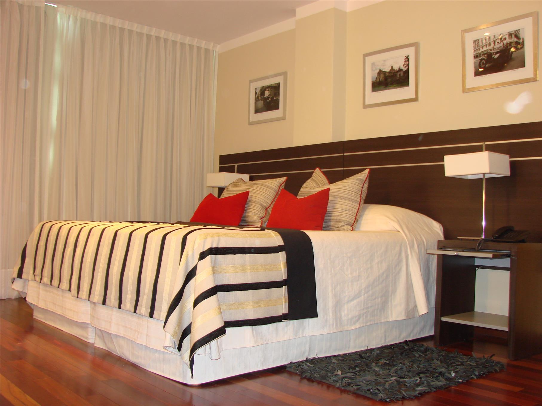 Zoom Apartments Hotel Cordova Esterno foto
