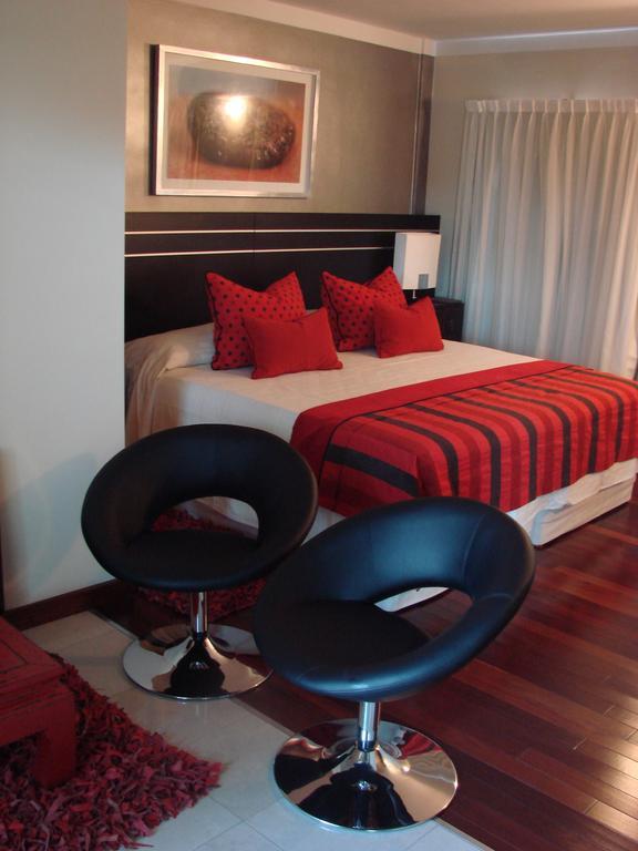 Zoom Apartments Hotel Cordova Esterno foto